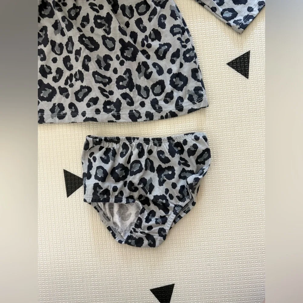 Wonder Nation|Baby girl Gray Leopard Print matching set,dress & diaper cover•18M